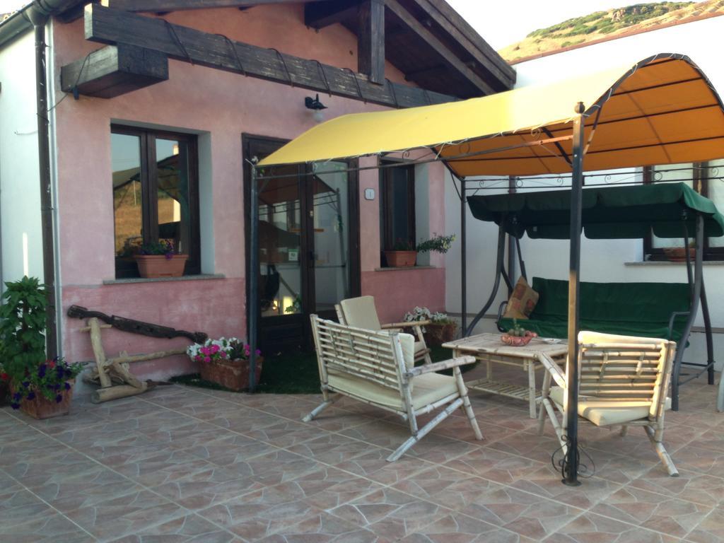 Agriturismo Sa Tanca Noa Tergu ภายนอก รูปภาพ
